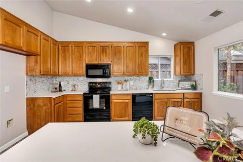 Tiny photo for 744 Bluff Dr, Los Banos, CA 93635 (MLS # MC25275173)