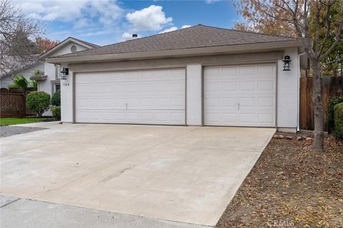 Tiny photo for 744 Bluff Dr, Los Banos, CA 93635 (MLS # MC25275173)