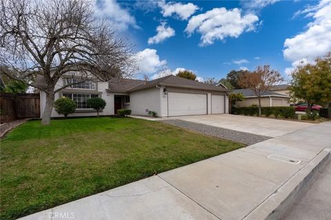 Tiny photo for 744 Bluff Dr, Los Banos, CA 93635 (MLS # MC25275173)