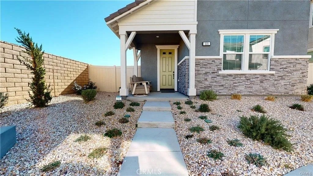 Photo of 235 Black Walnut, Palmdale, CA 93551 (MLS # TR26190152)