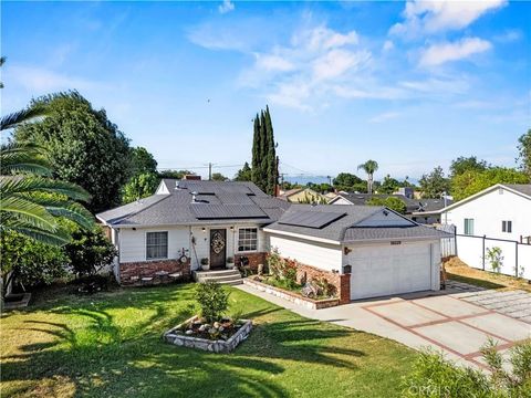 Photo of 18229 Strathern Street, Reseda, CA 91335 (MLS # SR26063676)