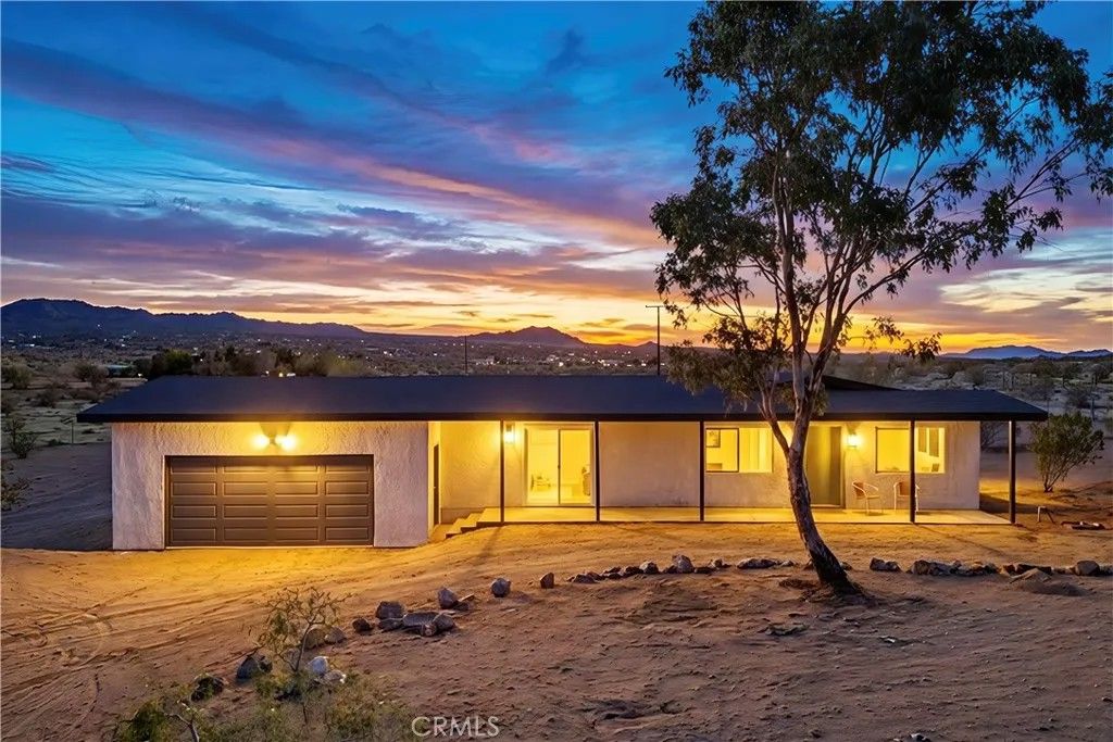 Photo of 2670 N Sage, Landers, CA 92285 (MLS # JT25279235)