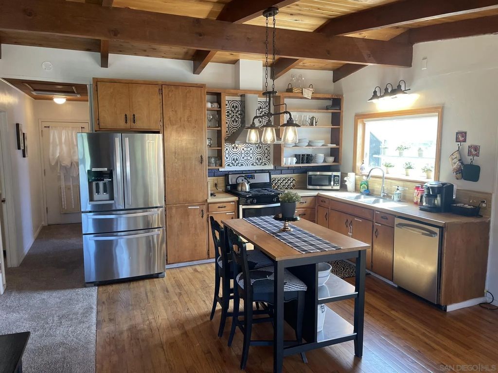 Photo of 34642 Navajo Rd, Julian, CA 92036 (MLS # 250037989)