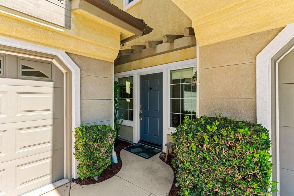 Photo of 2534 Navarra Dr #B, Carlsbad, CA 92009 (MLS # 260006782)