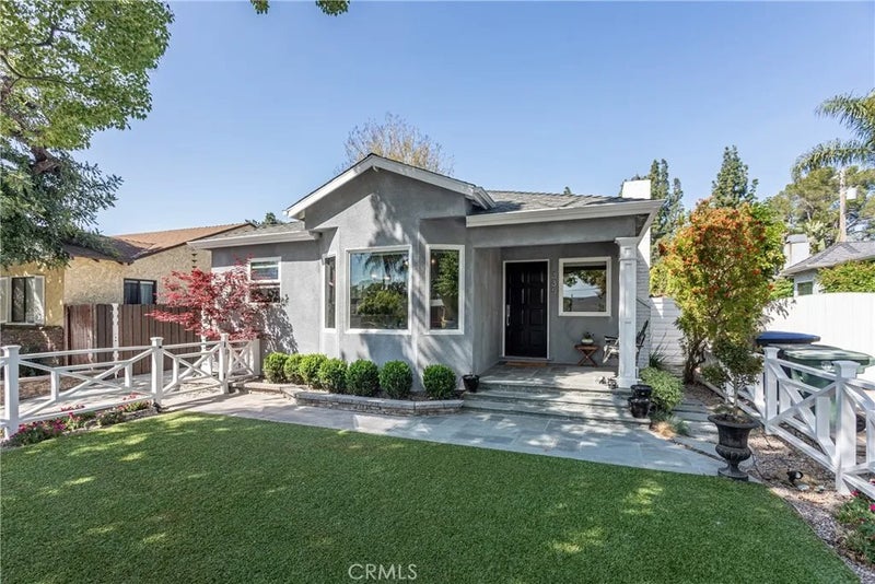 335 N Catalina Street
