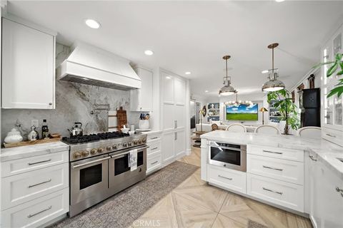 Tiny photo for 6 Blue Ridge, Irvine, CA 92620 (MLS # OC25235390)