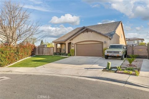 Photo of 9705 Dutchman Peak Ln, Bakersfield, CA 93311 (MLS # PW26045629)