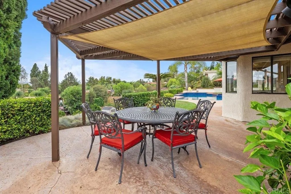 2313 Eucalyptus Avenue