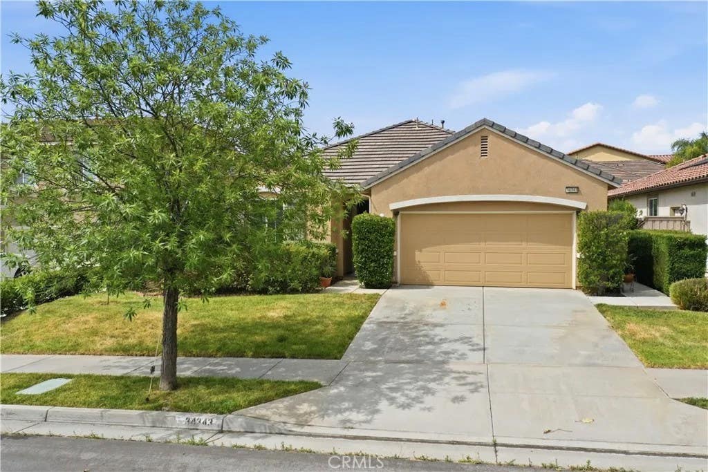 Photo of 34343 Blossoms DR, Lake Elsinore, CA 92532 (MLS # SW26100839)