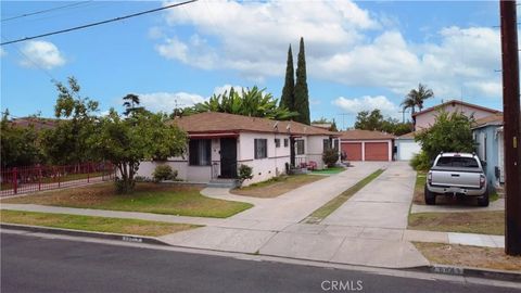 Tiny photo for 6901 San Luis Ave, Bell, CA 90201 (MLS # DW25235831)