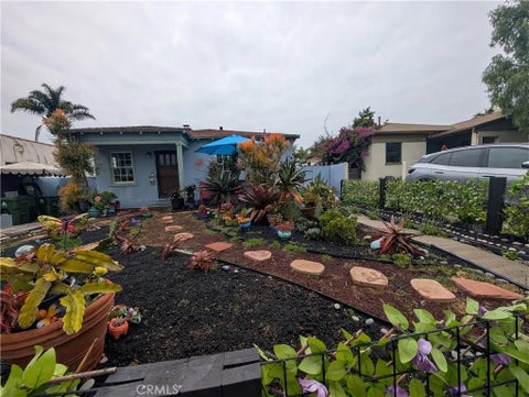 Photo of 3771 Boise Avenue, Los Angeles, CA 90066 (MLS # IV26205521)