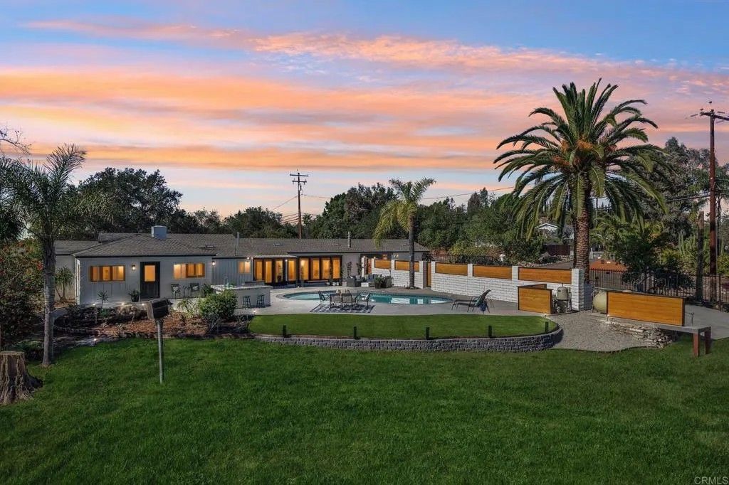 Photo of 2235 Gum Tree Lane, Fallbrook, CA 92028 (MLS # NDP2600585)