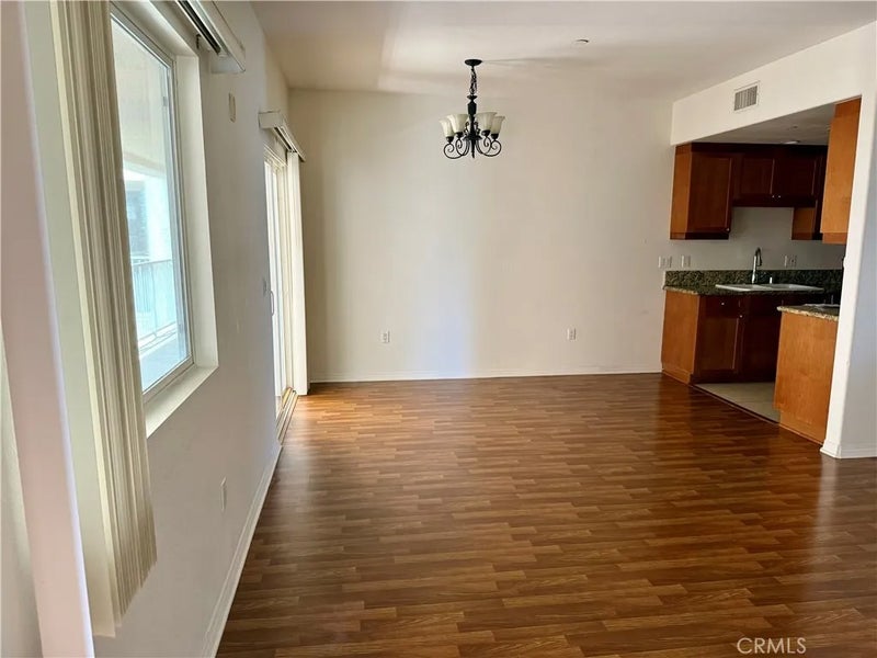 17230 Newhope 211