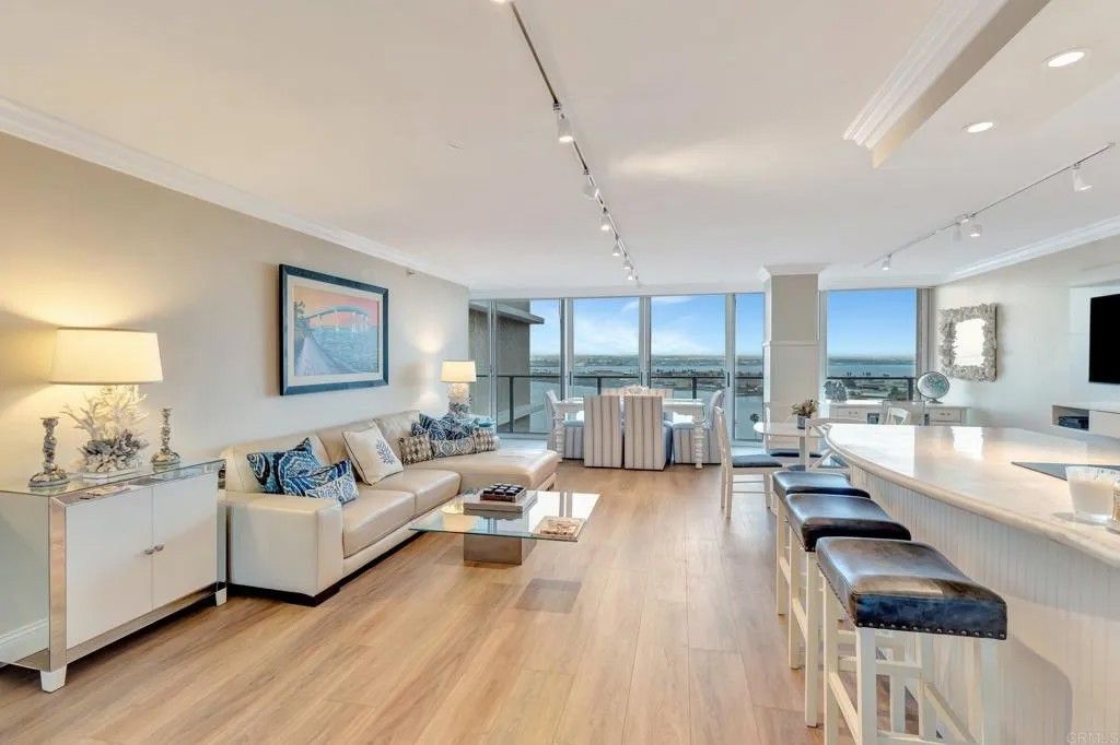 Photo of 1820 Avenida Del Mundo #1506, Coronado, CA 92118 (MLS # PTP2507797)