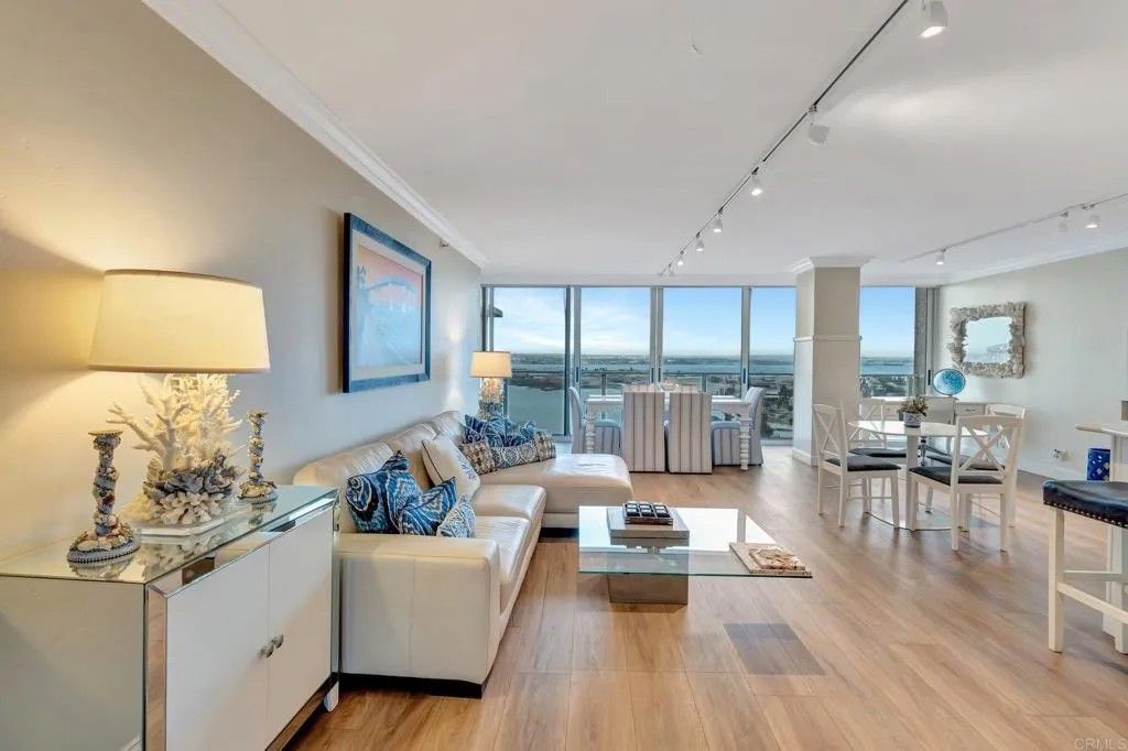 Photo of 1820 Avenida Del Mundo #1506, Coronado, CA 92118 (MLS # PTP2507797)