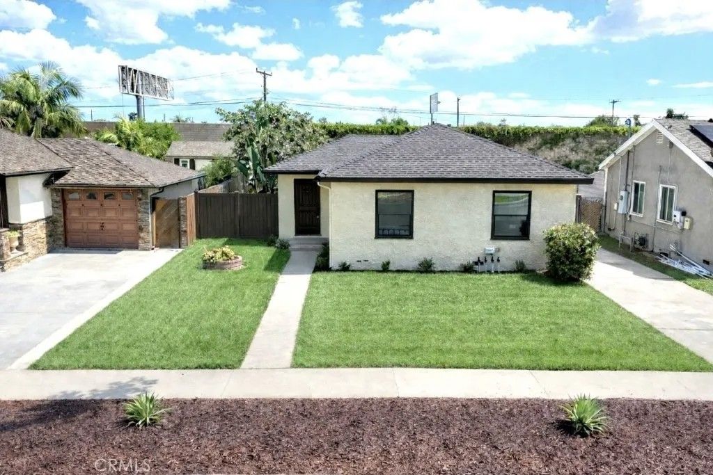 Photo of 15412 Piuma Avenue, Norwalk, CA 90650 (MLS # DW26070587)