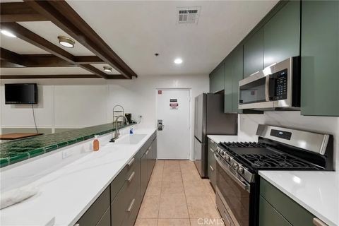 Tiny photo for 330 Cordova Street #301, Pasadena, CA 91101 (MLS # TR25243178)