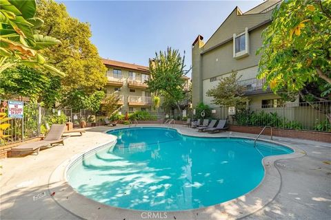 Tiny photo for 330 Cordova Street #301, Pasadena, CA 91101 (MLS # TR25243178)