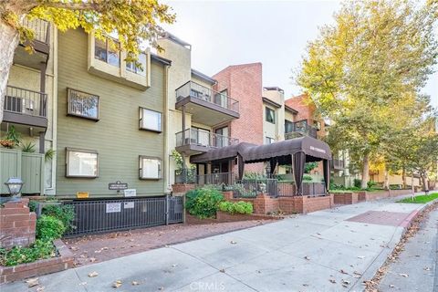 Tiny photo for 330 Cordova Street #301, Pasadena, CA 91101 (MLS # TR25243178)