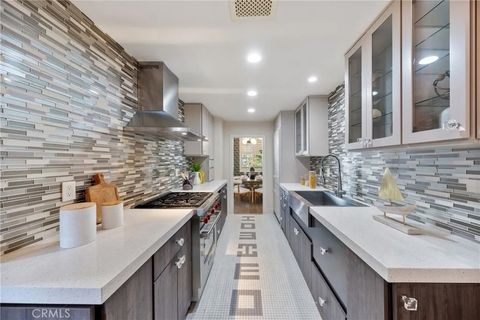 Tiny photo for 330 Cordova Street #301, Pasadena, CA 91101 (MLS # TR25243178)