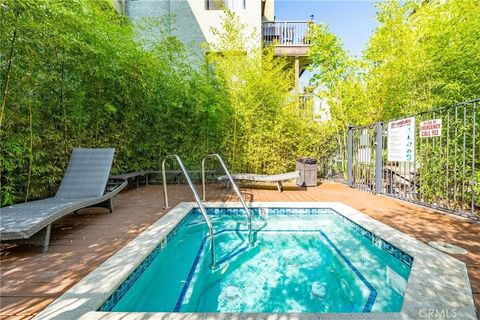 Tiny photo for 330 Cordova Street #301, Pasadena, CA 91101 (MLS # TR25243178)