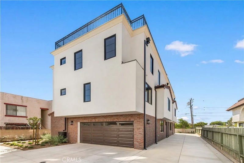 220 W Mission B