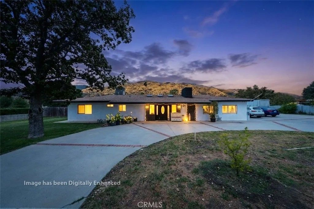 Photo of 770 Wesley St, Banning, CA 92220 (MLS # TR26080691)