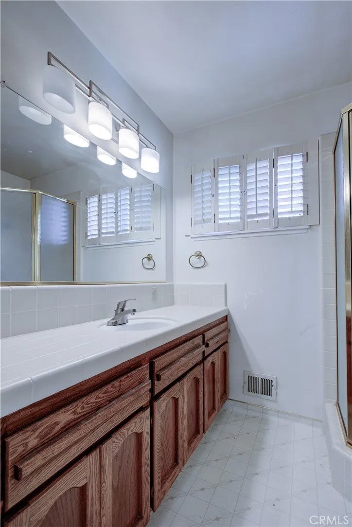 2212 Mauna Loa