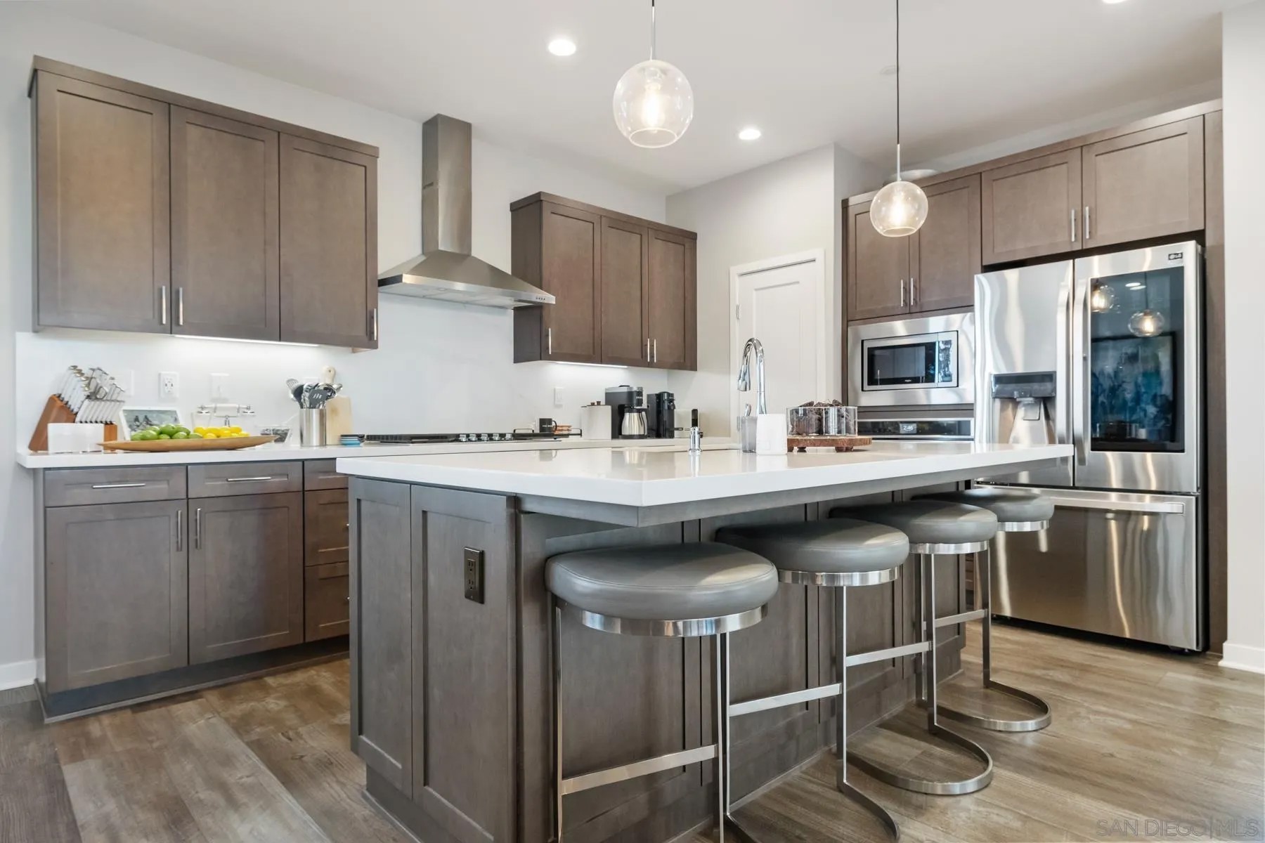 16240 Camden Cir