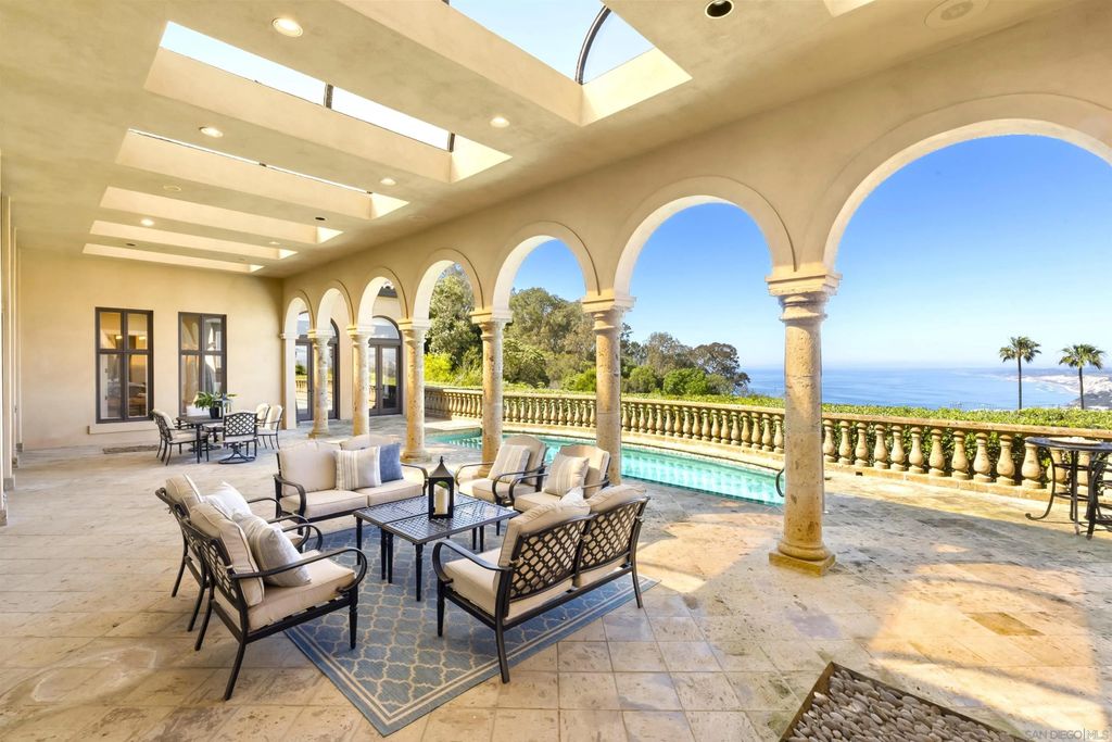Photo of 2302 Rue Adriane, La Jolla, CA 92037 (MLS # 260007494)