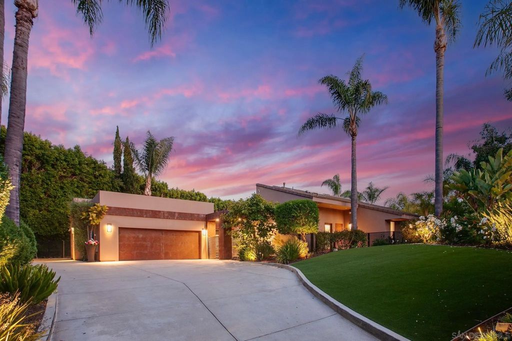 Photo of 14817 Arroyo Rosita, Rancho Santa Fe, CA 92067 (MLS # 250038272)