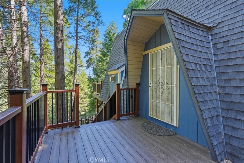 24091 Lakeview