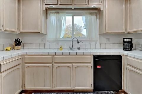 Tiny photo for 1947 Shadow Park Dr, Turlock, CA 95380 (MLS # MC25275042)