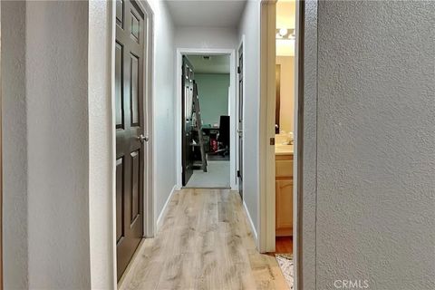 Tiny photo for 1947 Shadow Park Dr, Turlock, CA 95380 (MLS # MC25275042)