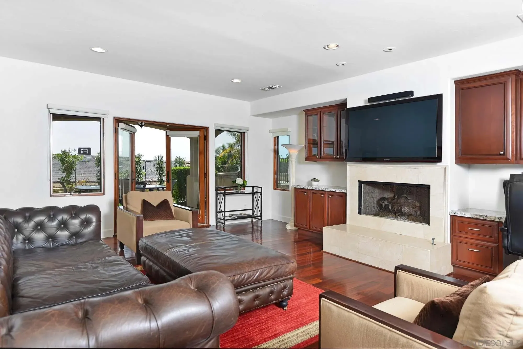 La Jolla, California 92037, United States, 3 Bedrooms Bedrooms, ,3 BathroomsBathrooms,Residential,Active,193653