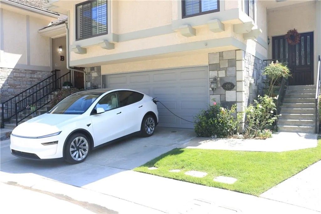 Photo of 4310 E Terra Vista, Anaheim, CA 92807 (MLS # PW26063959)