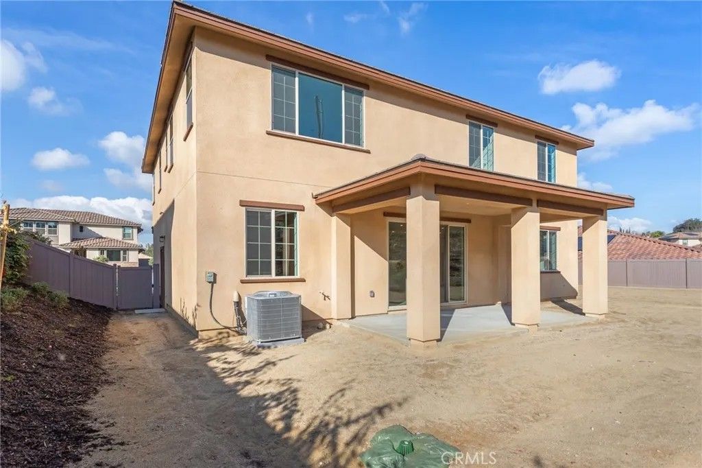 Photo of 2004 Saguaro Glen, Escondido, CA 92025 (MLS # OC25123616)