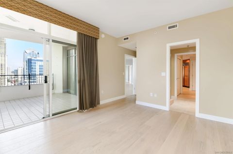 Tiny photo for 700 W Harbor Dr #1805, San Diego, CA 92101 (MLS # 250044714)