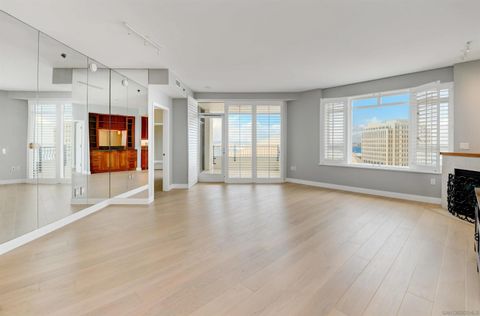 Tiny photo for 700 W Harbor Dr #1805, San Diego, CA 92101 (MLS # 250044714)