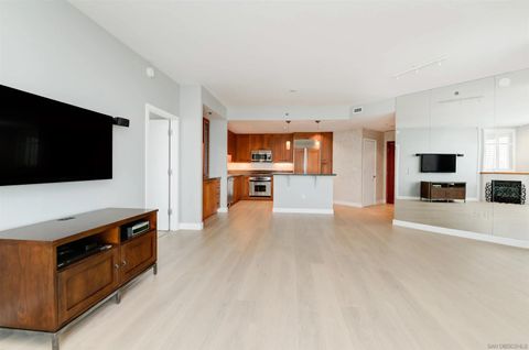 Tiny photo for 700 W Harbor Dr #1805, San Diego, CA 92101 (MLS # 250044714)