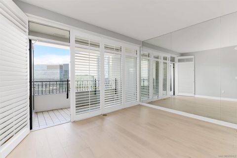 Tiny photo for 700 W Harbor Dr #1805, San Diego, CA 92101 (MLS # 250044714)