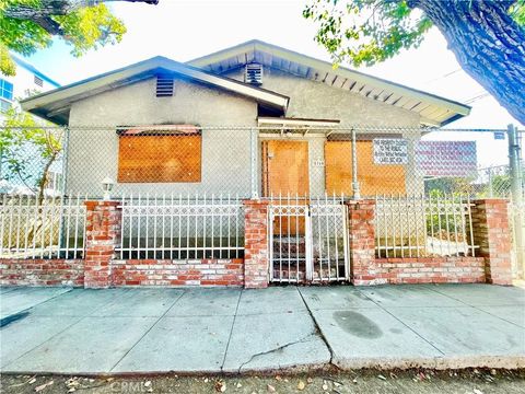 Tiny photo for 5164 Romaine Street, Los Angeles, CA 90029 (MLS # TR25246513)