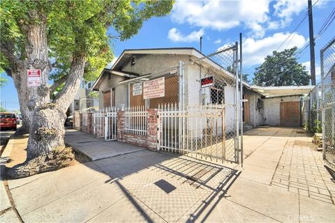 Tiny photo for 5164 Romaine Street, Los Angeles, CA 90029 (MLS # TR25246513)
