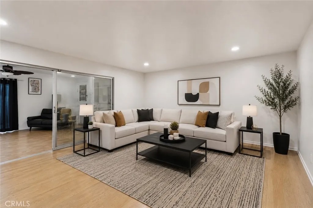 4715 Presidio