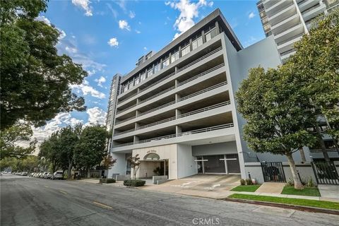 Tiny photo for 345 Pioneer Drive #501, Glendale, CA 91203 (MLS # SR25245436)