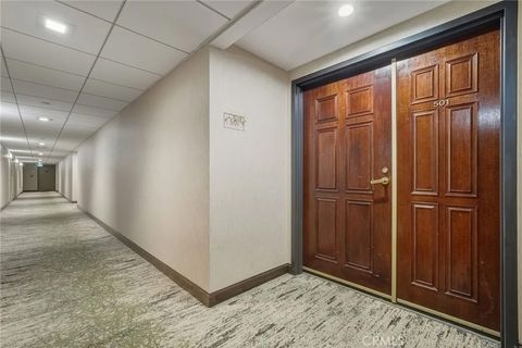 Tiny photo for 345 Pioneer Drive #501, Glendale, CA 91203 (MLS # SR25245436)