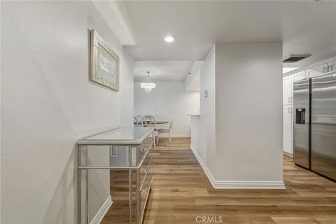 Tiny photo for 345 Pioneer Drive #501, Glendale, CA 91203 (MLS # SR25245436)
