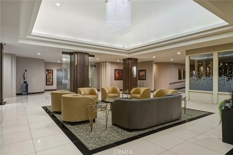 Tiny photo for 345 Pioneer Drive #501, Glendale, CA 91203 (MLS # SR25245436)