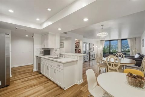 Tiny photo for 345 Pioneer Drive #501, Glendale, CA 91203 (MLS # SR25245436)