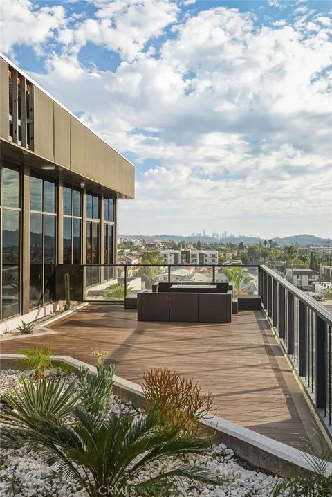 Tiny photo for 345 Pioneer Drive #501, Glendale, CA 91203 (MLS # SR25245436)